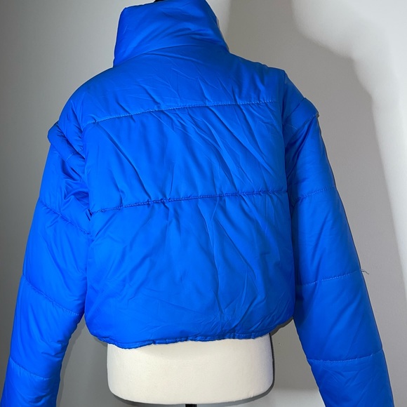 Blue Puffer Jacket/ Vest Size: medium - Picture 5 of 7